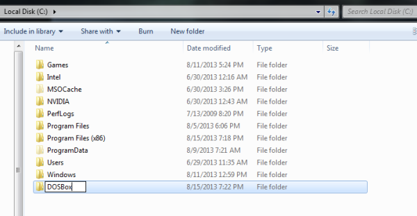 Screenshot of creating new DOSBox folder.